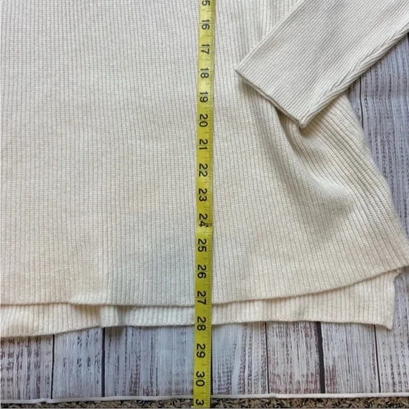 Devotion by Cyrus Cream Cowl Neck Tunic Sweater. Size Large. New With Tags. - Picture 7 of 10